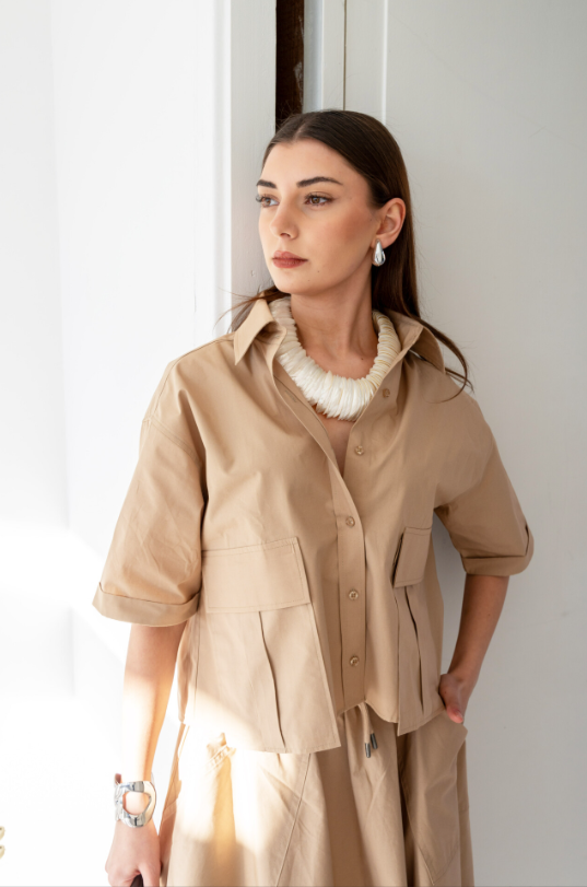 The PERFECT Lyon Cropped Blouse Beige